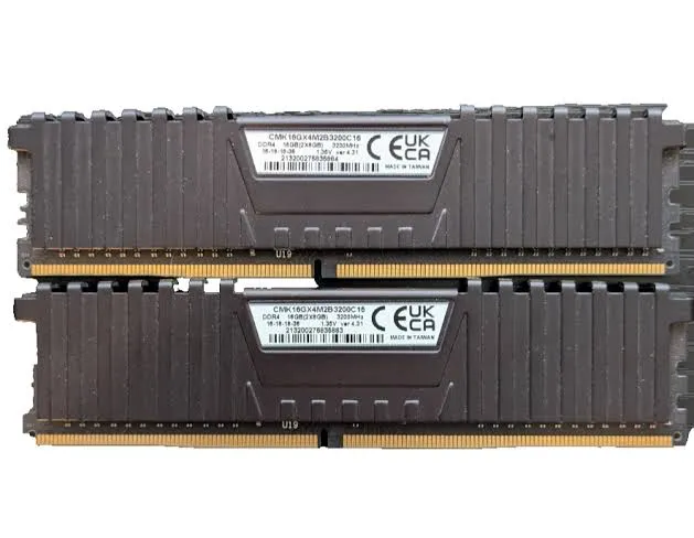 Foto Corsair Vengeance LPX DDR4-3200 16GB (2x8GB)