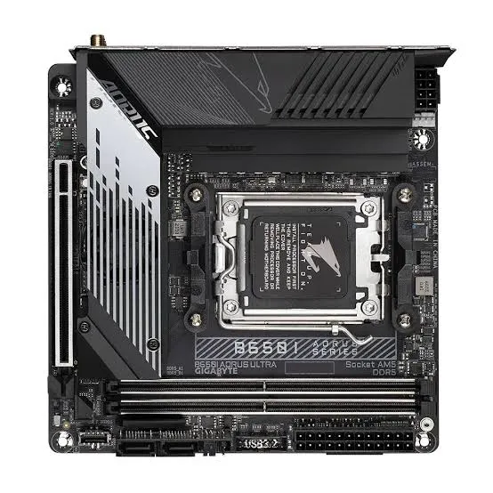 Foto Gigabyte B650I AORUS ULTRA